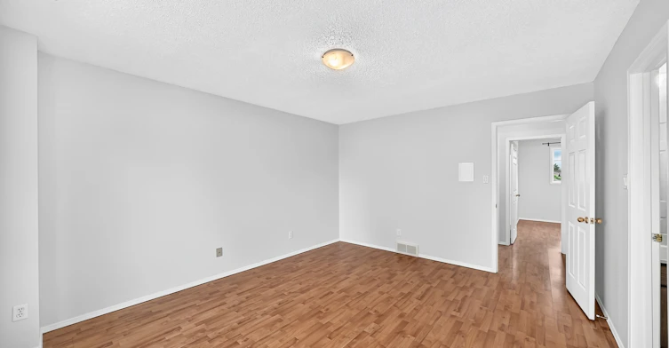 9843 188 Street Nw, Edmonton, AB, T5T 4H3 - 45