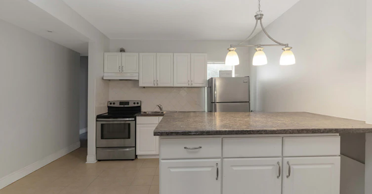 75 High Street, Barrie, ON, L4N 1W5 - 6