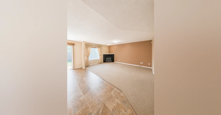 7550 Speaker Way Northwest, Edmonton, AB, T6R 0P1 - 6