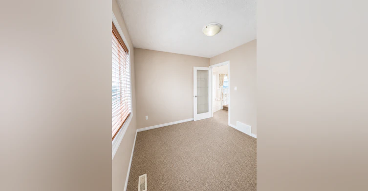7550 Speaker Way Northwest, Edmonton, AB, T6R 0P1 - 12