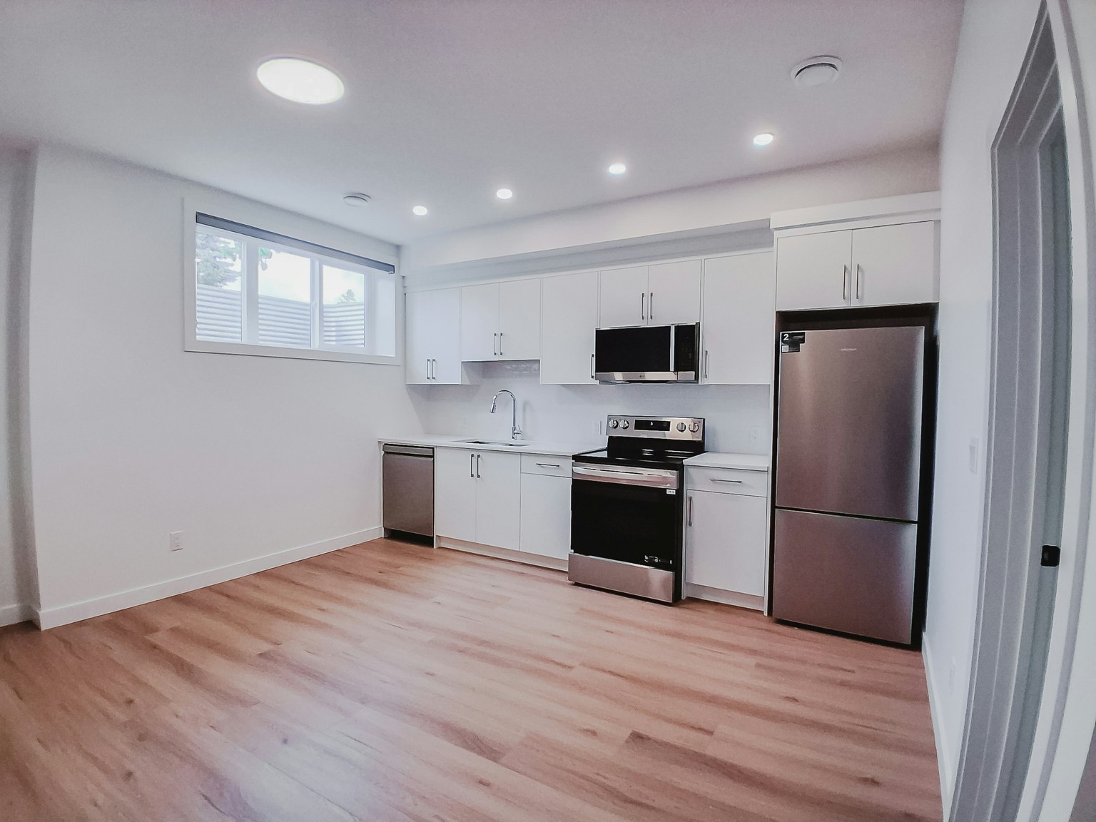 101R-2539 Morley Trail Northwest, Calgary, AB, T2M 4G6 - 4