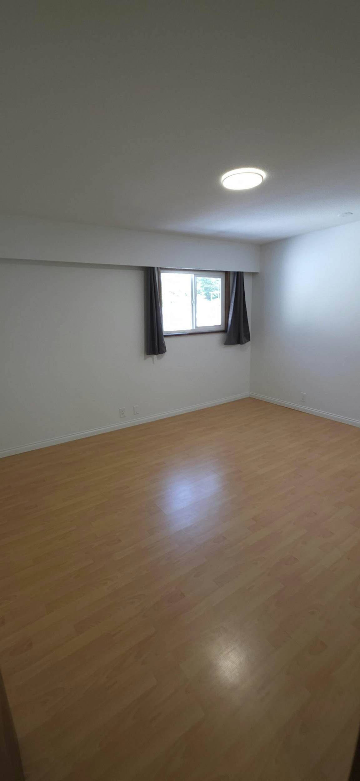3551 Oxford Street, Vancouver, BC, V5K 1P2 - 10