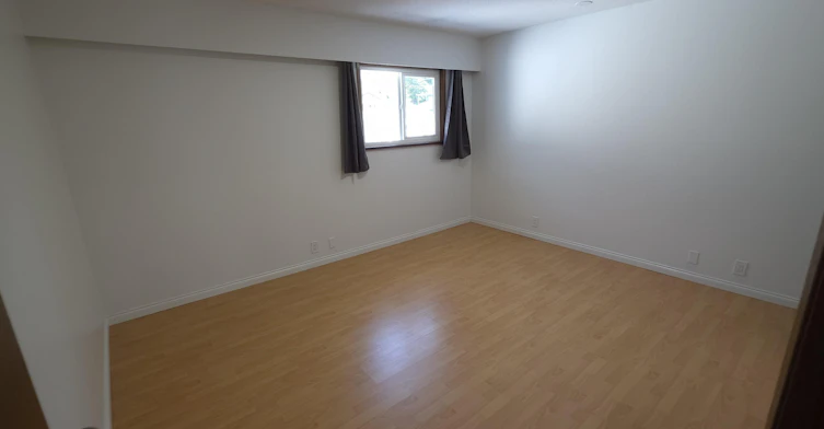 3551 Oxford Street, Vancouver, BC, V5K 1P2 - 9
