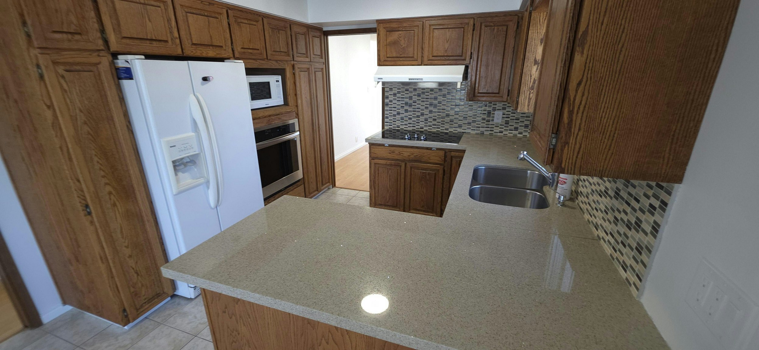 3551 Oxford Street, Vancouver, BC, V5K 1P2 - 4