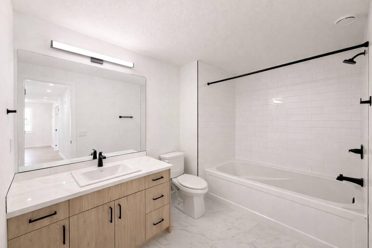 2-15954 106 Avenue Northwest, Edmonton, AB, T5P 0W7 - 40