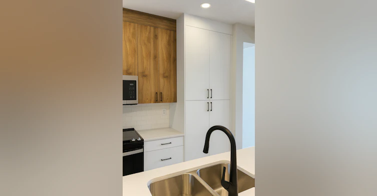 1-7904 98 Avenue Northwest, Edmonton, AB, T6C 2S2 - 2