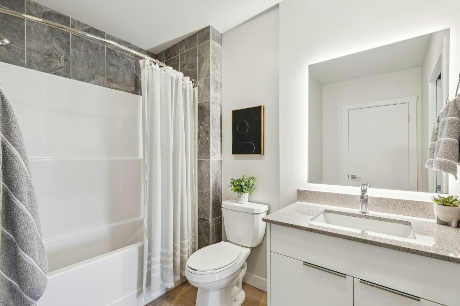 11830 26 Avenue Southwest, Edmonton, AB, T6W 3R3 - 29