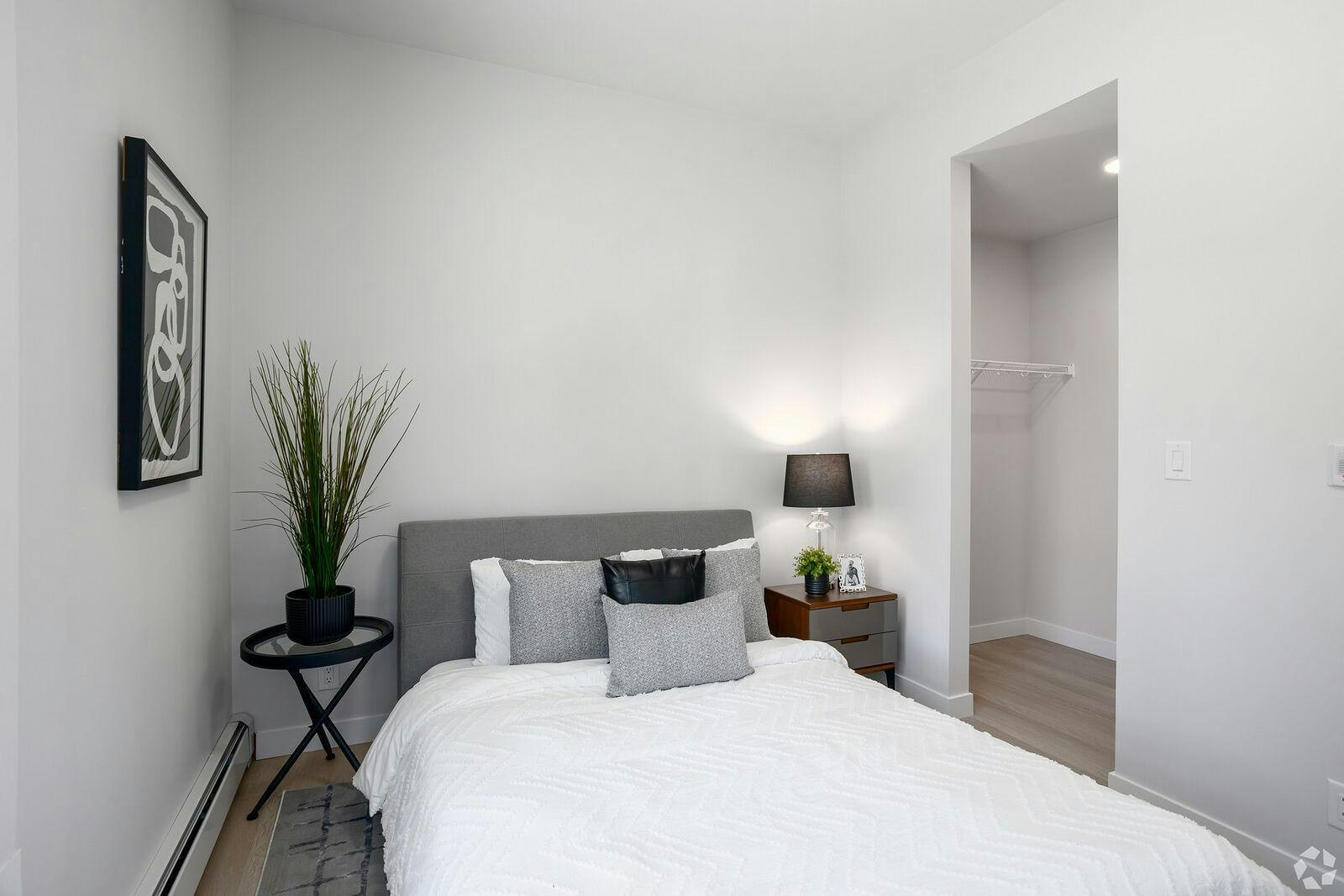 11830 26 Avenue Southwest, Edmonton, AB, T6W 3R3 - 11