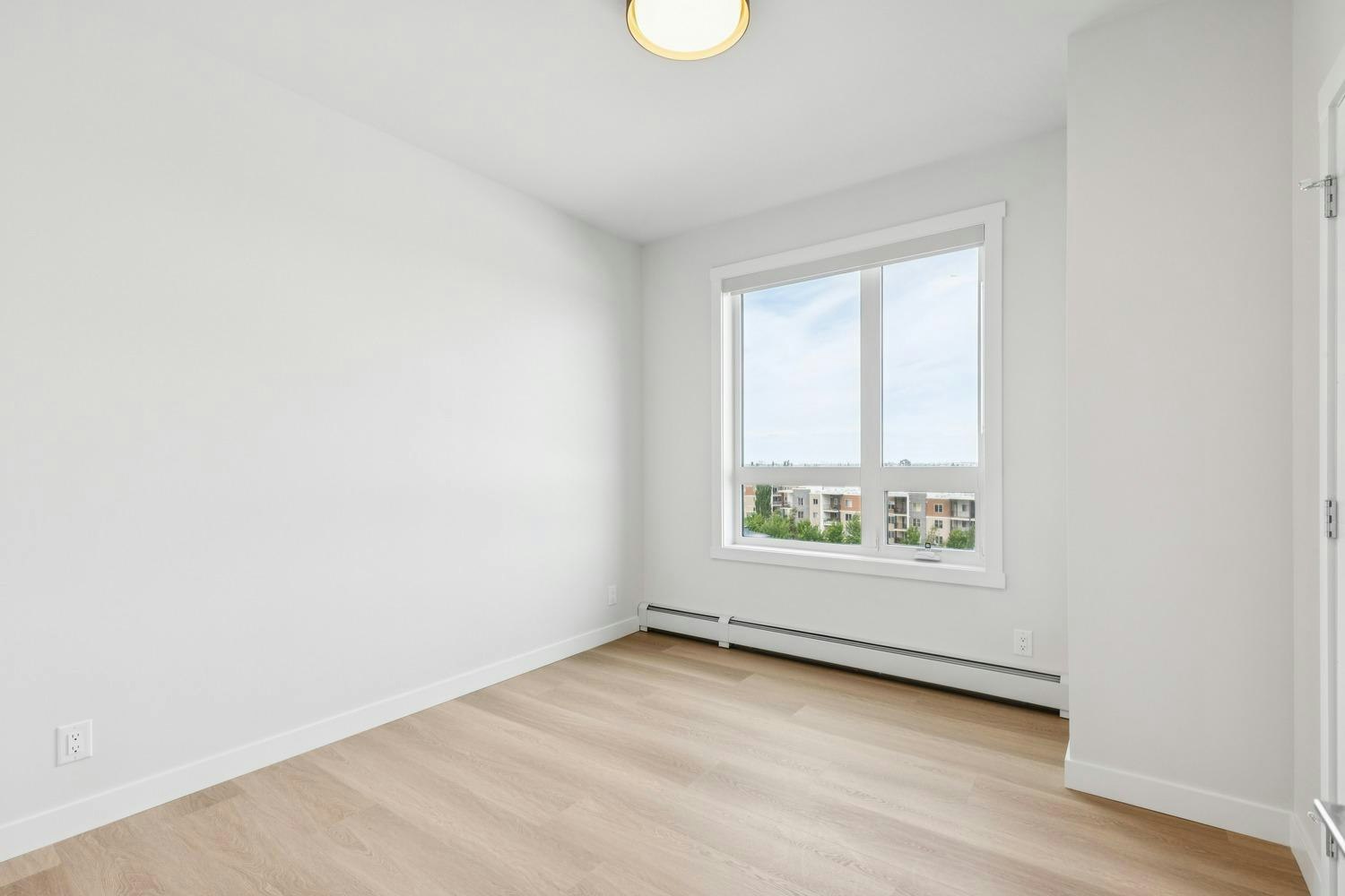 11830 26 Avenue Southwest, Edmonton, AB, T6W 3R3 - 11