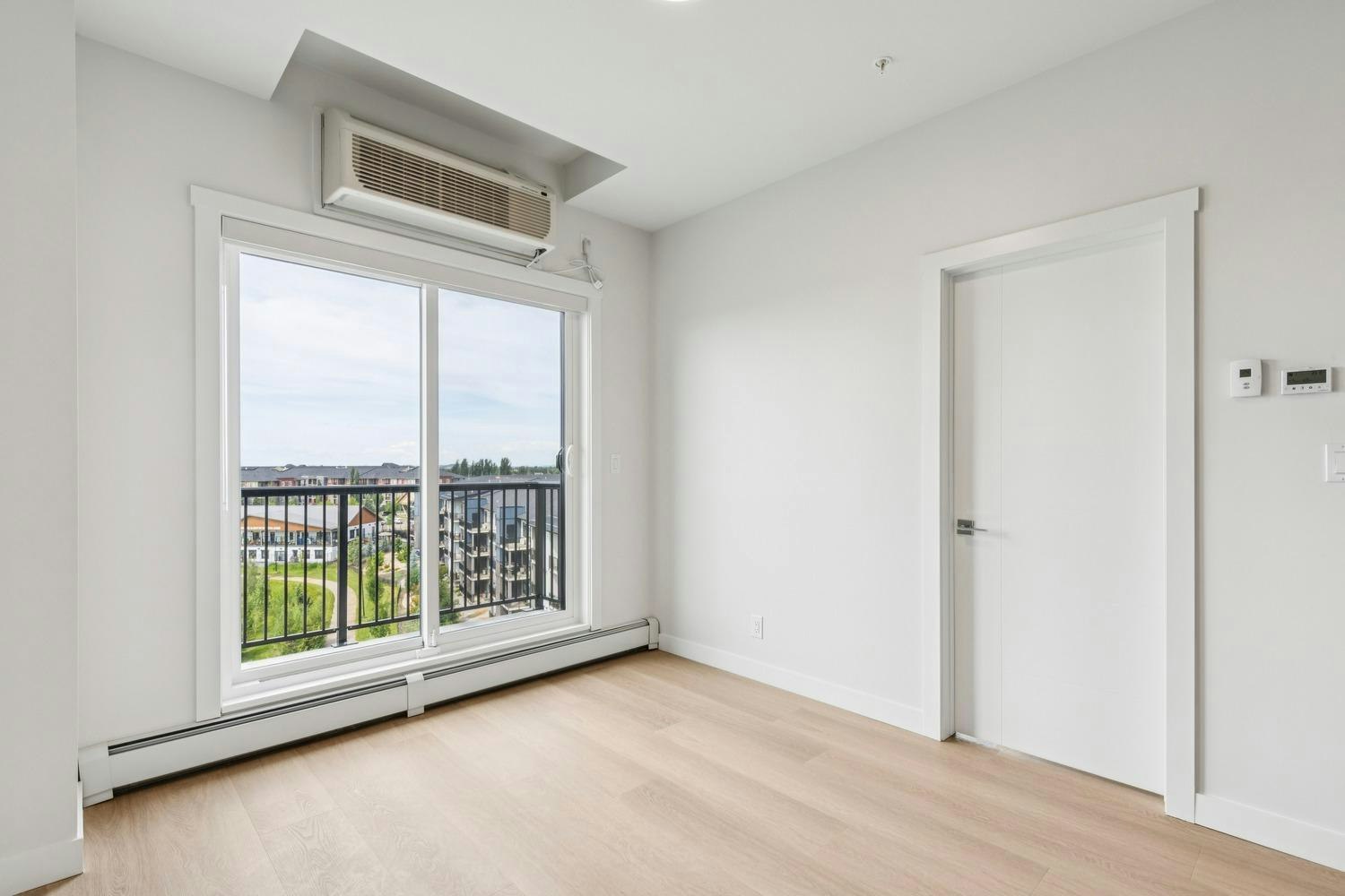 11830 26 Avenue Southwest, Edmonton, AB, T6W 3R3 - 6