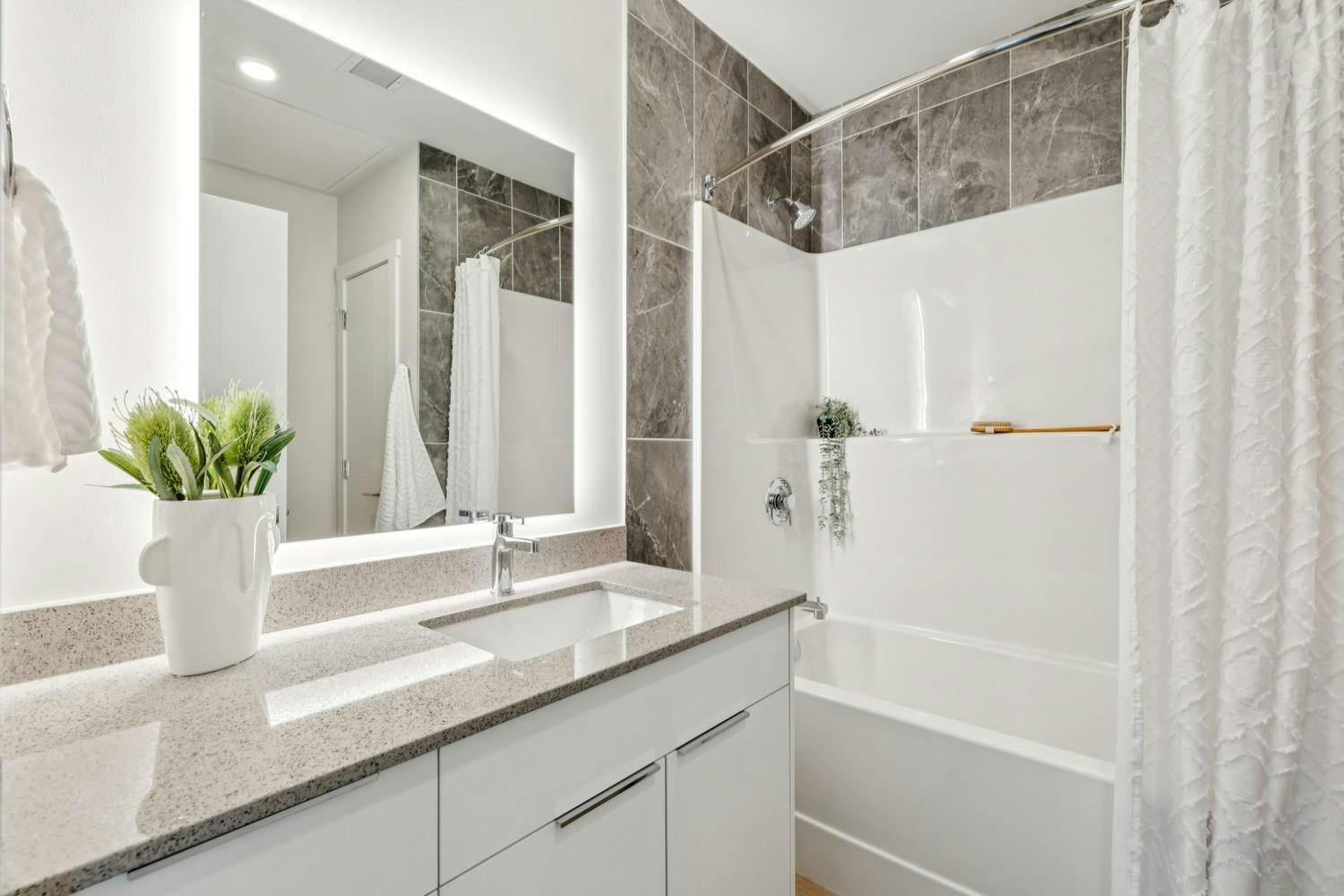 11830 26 Avenue Southwest, Edmonton, AB, T6W 3R3 - 30