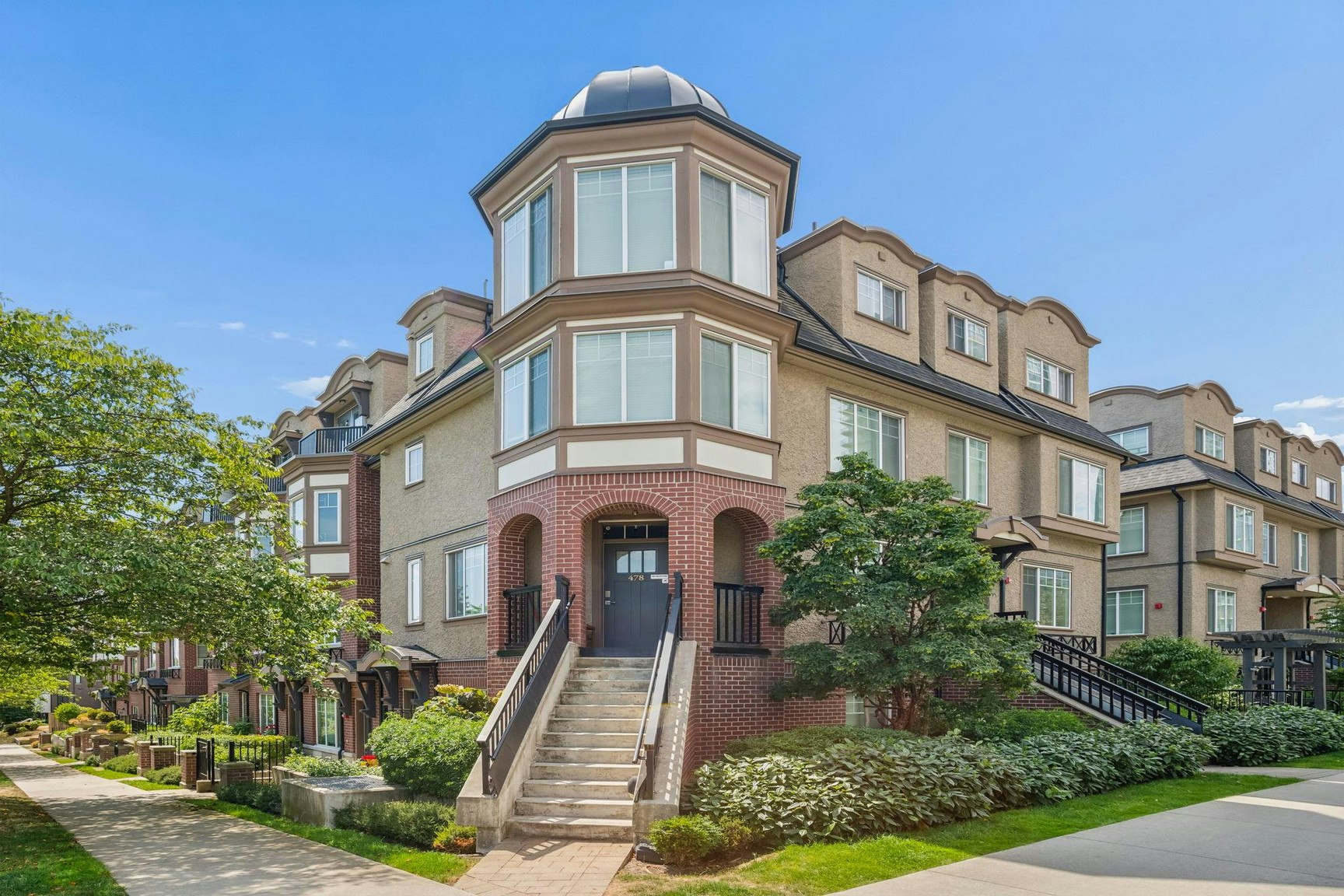 7547 Yukon Street, Vancouver, BC, V5X 2Y4