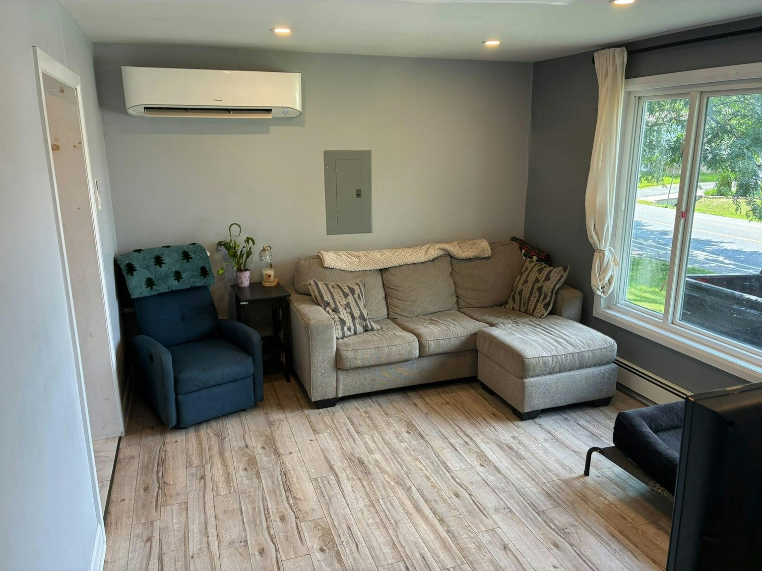 1-50 Fringewood Drive, Ottawa, ON, K2S 1T8 - 3