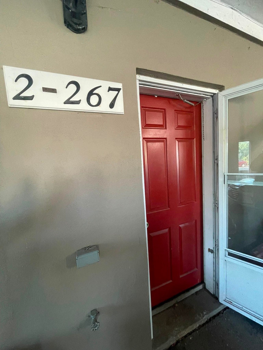 2-267 Mackie Place, Kitchener, ON, N2K 1N1
