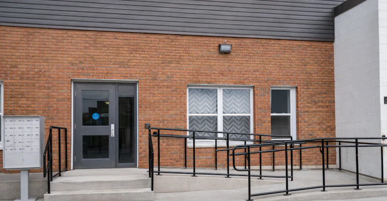 206-12 Colborne Street East, Orillia, ON, L3V 1T3 - 2