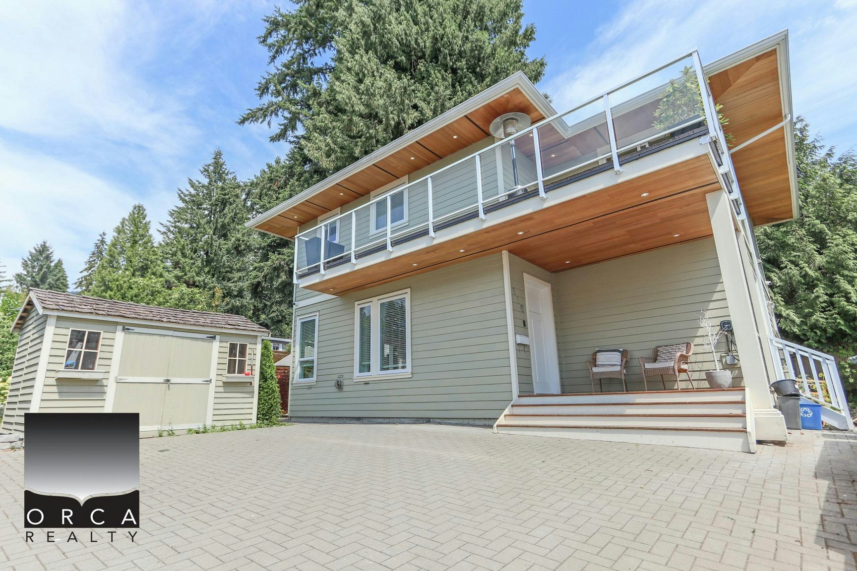 116 West Windsor Road, North Vancouver, BC, V7N 2M8 - 2