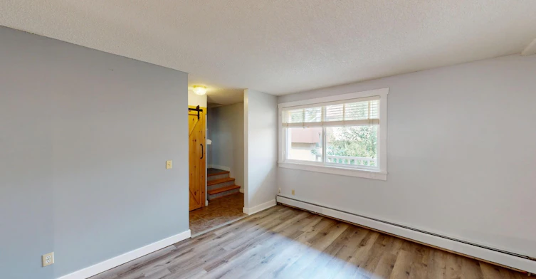 7740 Hunterview Drive Nw, Calgary, AB, T2K 4P8 - 7