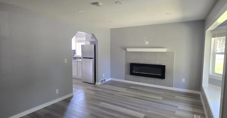 2414 27 Street Southeast, Calgary, AB, T2B 0R2 - 2