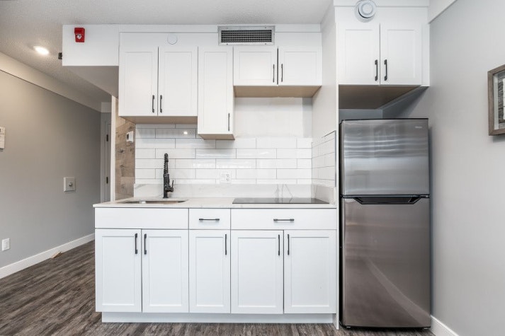 4311 49 Avenue, Red Deer, AB - 13