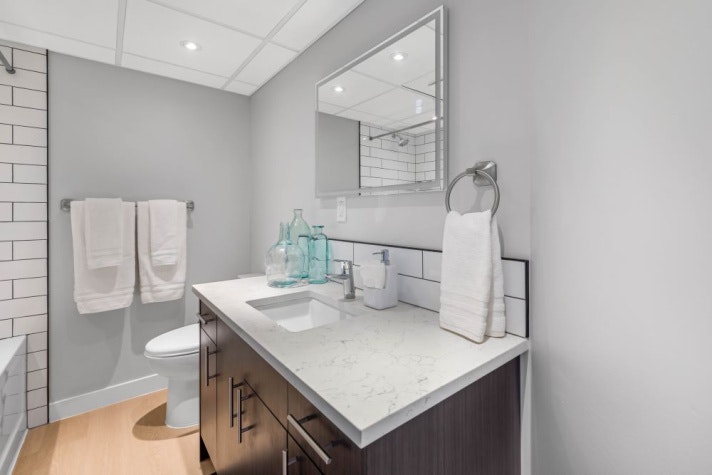 4311 49 Avenue, Red Deer, AB - 7
