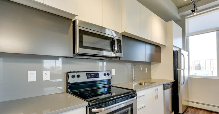 10620 116 Street NW, Edmonton, AB, T5H 0P3