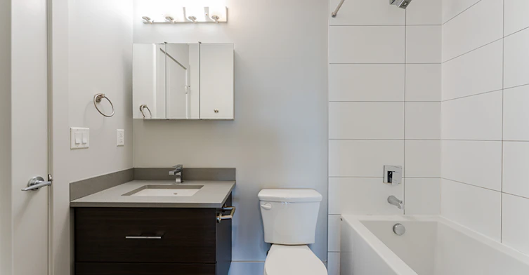 10620 116 Street NW, Edmonton, AB, T5H 0P3 - 18