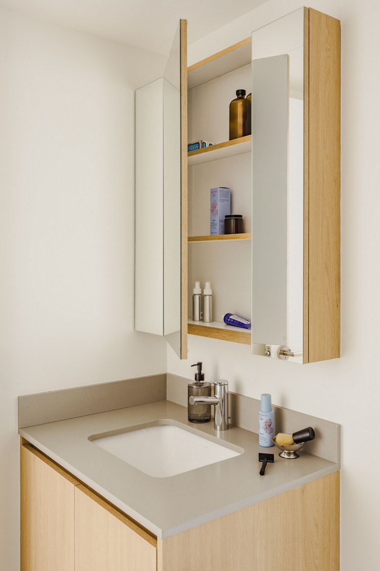 1370 Senakw Lane, Vancouver, BC, V6J 0J5 - 6