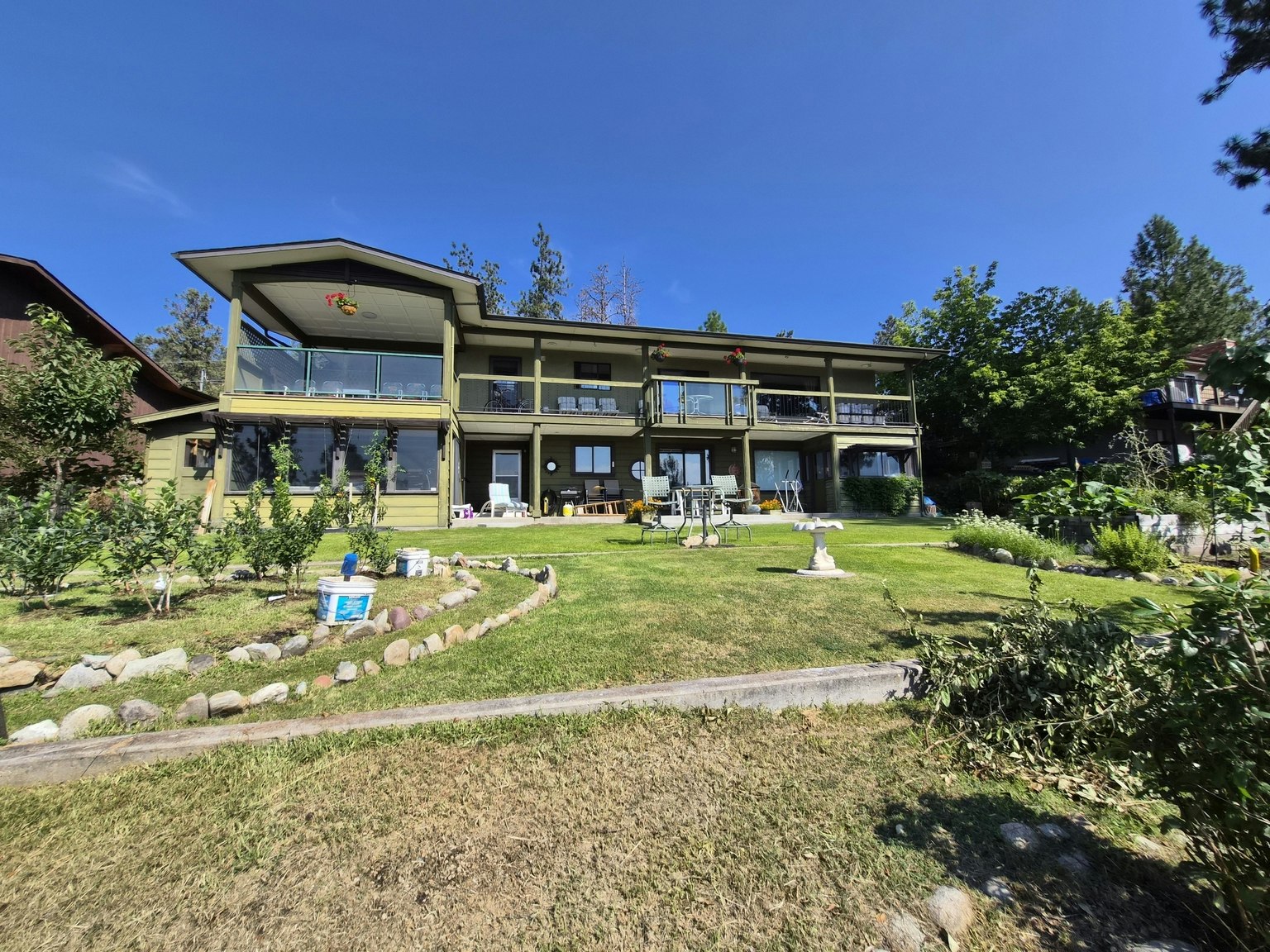 4103 3rd Peachland Avenue BC, Peachland, BC, V0H 1X5 - 3