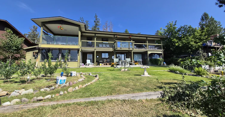 4103 3rd Peachland Avenue BC, Peachland, BC, V0H 1X5 - 3