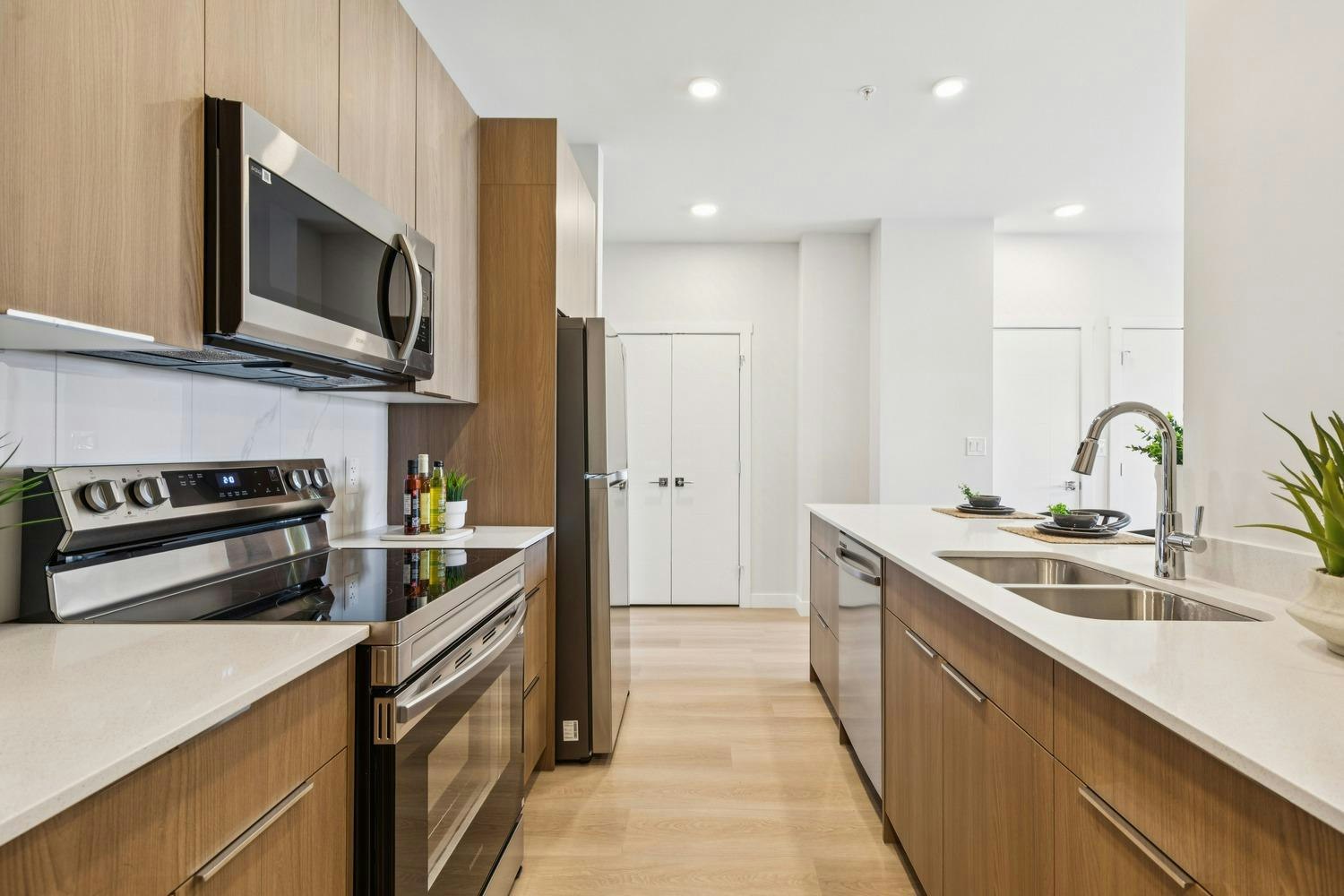 11830 26 Avenue Southwest, Edmonton, AB, T6W 3R3