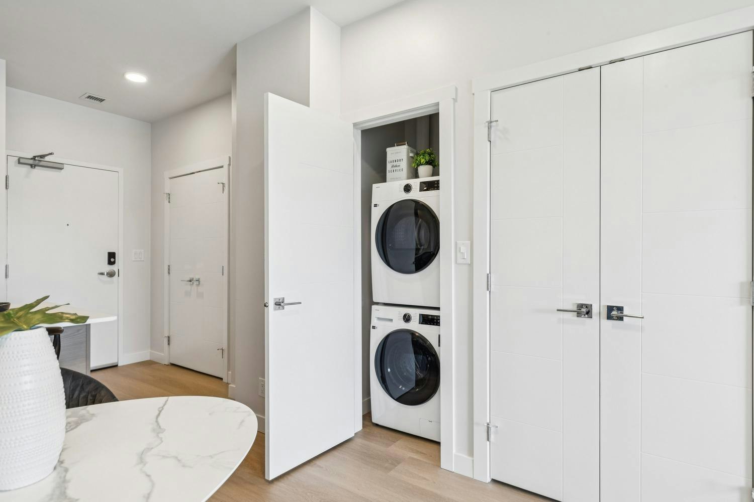 11830 26 Avenue Southwest, Edmonton, AB, T6W 3R3 - 17