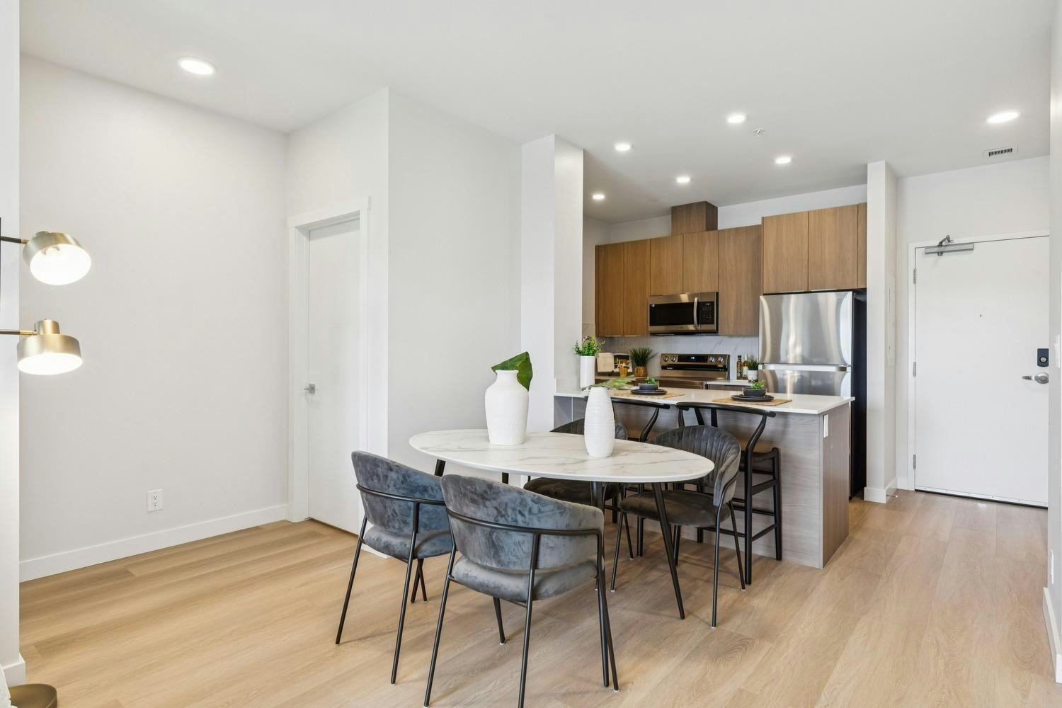 11830 26 Avenue Southwest, Edmonton, AB, T6W 3R3 - 4