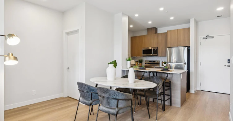11830 26 Avenue Southwest, Edmonton, AB, T6W 3R3 - 4