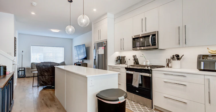 M-7557 202 Avenue Southeast, Calgary, AB, T3S 0E9 - 9