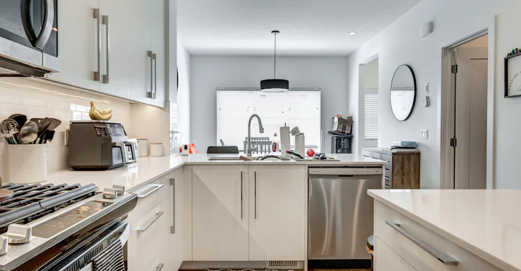 M-7557 202 Avenue Southeast, Calgary, AB, T3S 0E9 - 10