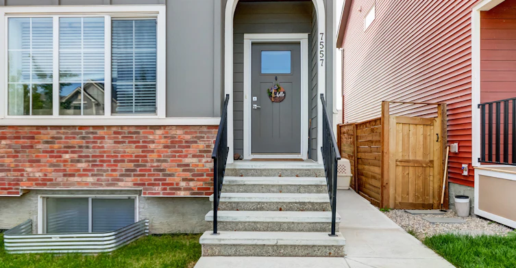M-7557 202 Avenue Southeast, Calgary, AB, T3S 0E9 - 2