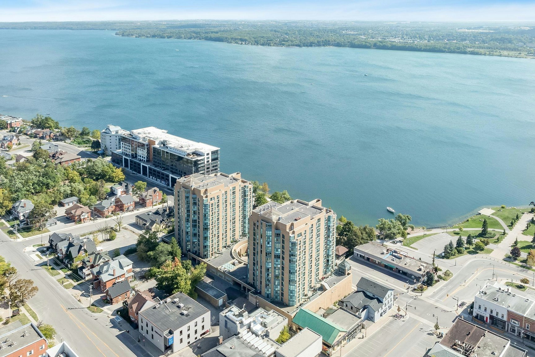 304-150 Dunlop Street East, Barrie, ON, L4M 6H1