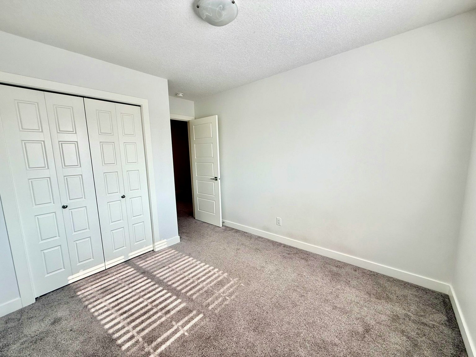 1-48 Ambleside Crescent Northwest, Calgary, AB, T3P 1S6 - 30