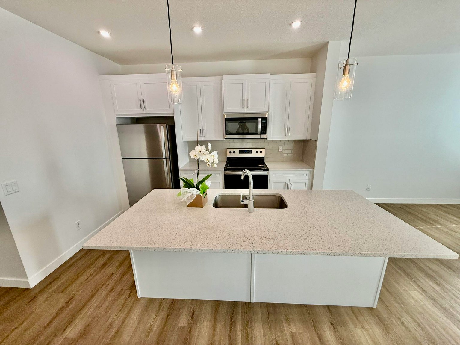 1-48 Ambleside Crescent Northwest, Calgary, AB, T3P 1S6 - 16