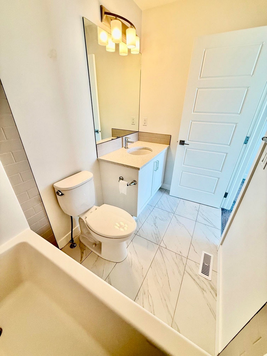 1-48 Ambleside Crescent Northwest, Calgary, AB, T3P 1S6 - 43