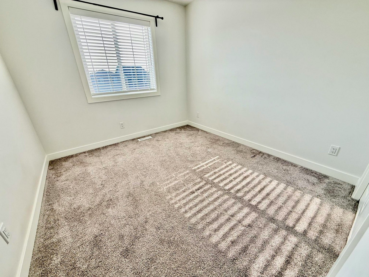 1-48 Ambleside Crescent Northwest, Calgary, AB, T3P 1S6 - 29