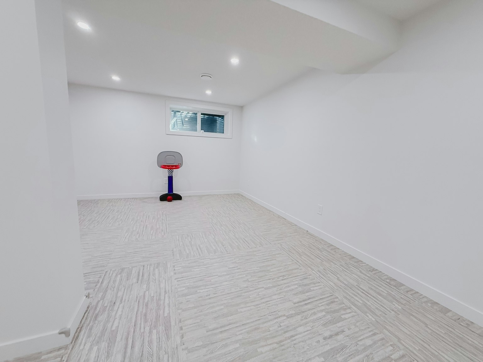 15 Belmont Heath Southwest, Calgary, AB, T2X 4N5 - 22