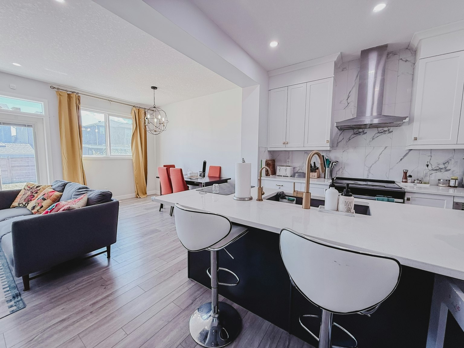 15 Belmont Heath Southwest, Calgary, AB, T2X 4N5 - 5