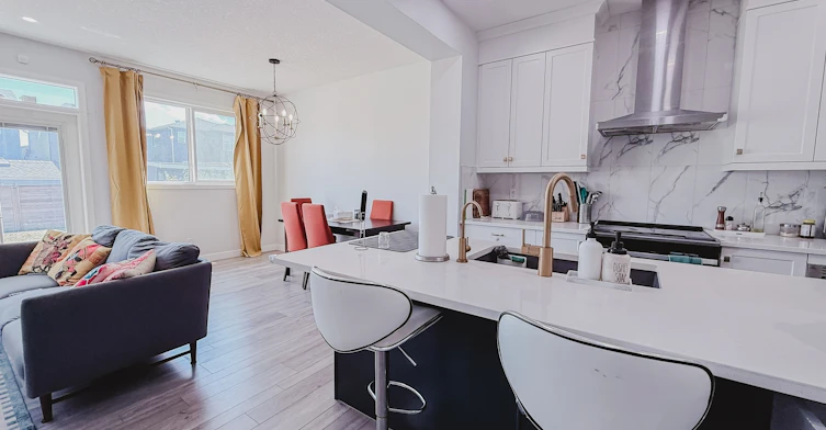 15 Belmont Heath Southwest, Calgary, AB, T2X 4N5 - 5