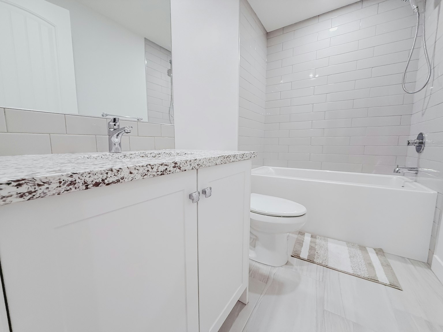 15 Belmont Heath Southwest, Calgary, AB, T2X 4N5 - 19