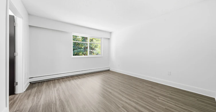 3733-3817 Princess Avenue, North Vancouver, BC, V7N 2E5 - 8