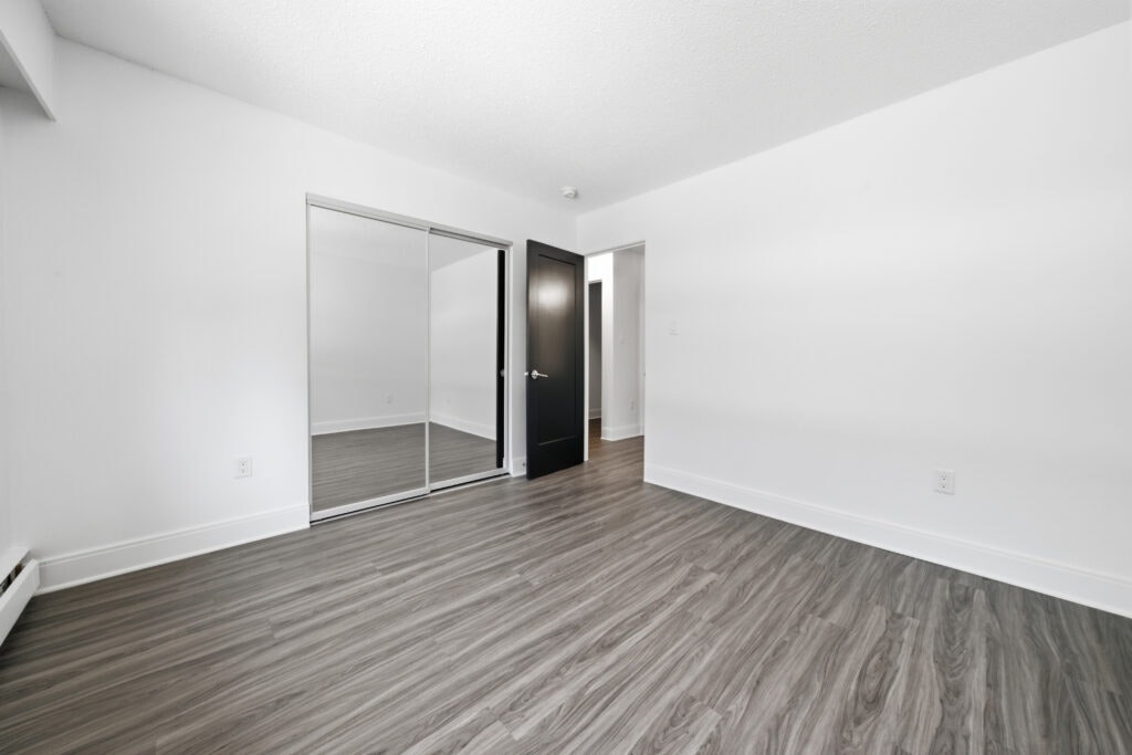 3733-3817 Princess Avenue, North Vancouver, BC, V7N 2E5 - 9
