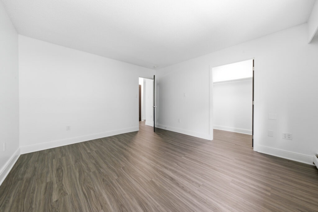 3733-3817 Princess Avenue, North Vancouver, BC, V7N 2E5 - 7