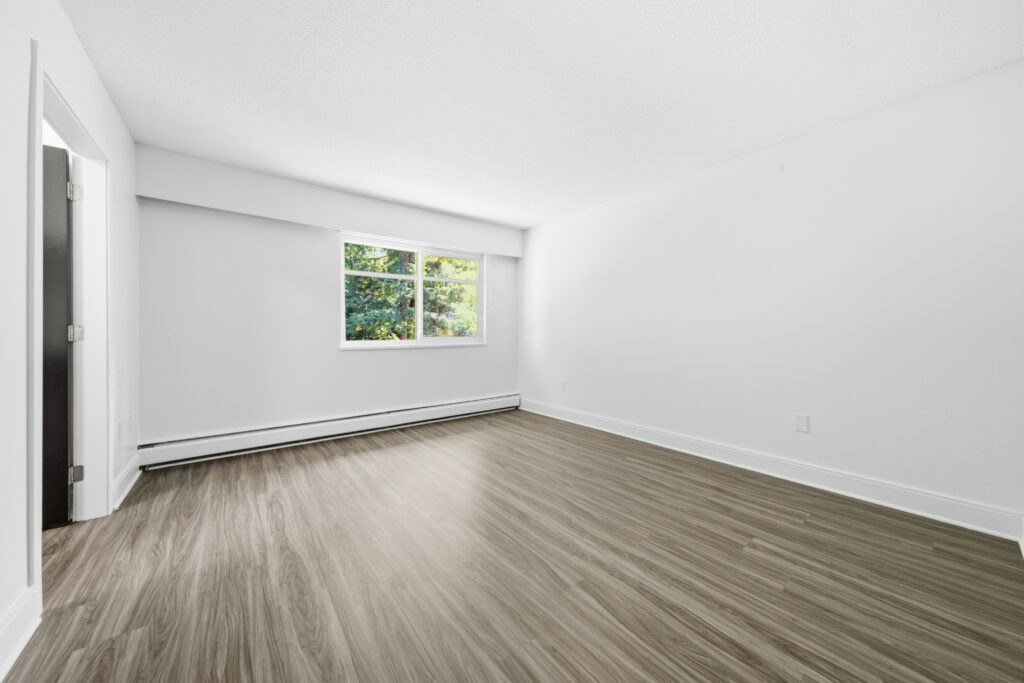3703-3817 Princess Avenue, North Vancouver, BC, V7N 2E5 - 8