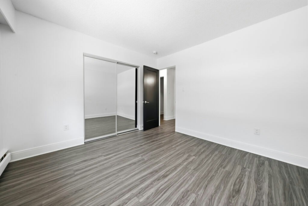 3703-3817 Princess Avenue, North Vancouver, BC, V7N 2E5 - 9